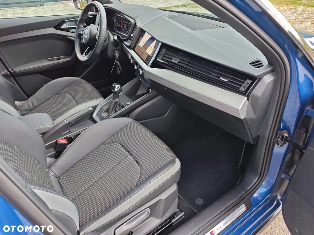 Audi A1 Sportback 35 TFSI S tronic S line - 11