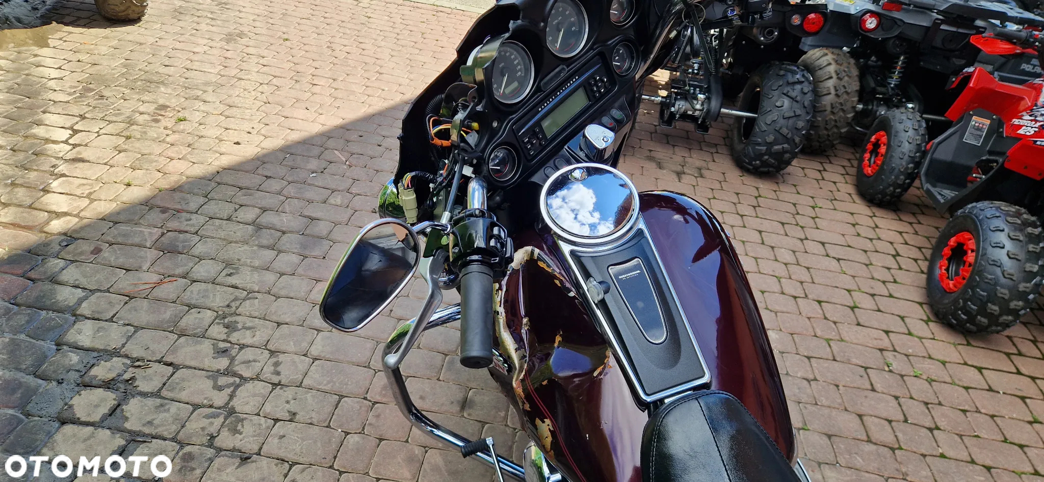 Harley-Davidson FLH Electra Glide - 29