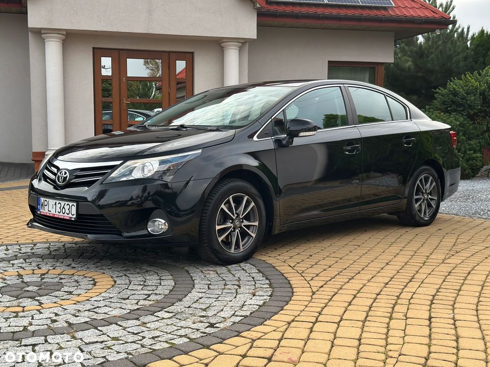 Toyota Avensis - 8