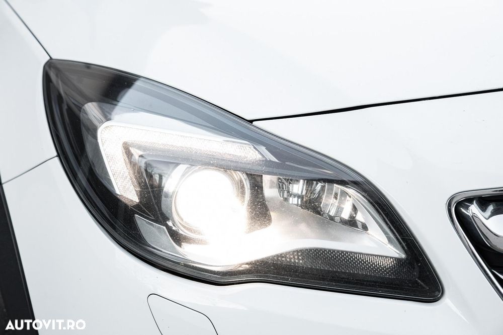Opel Insignia - 11