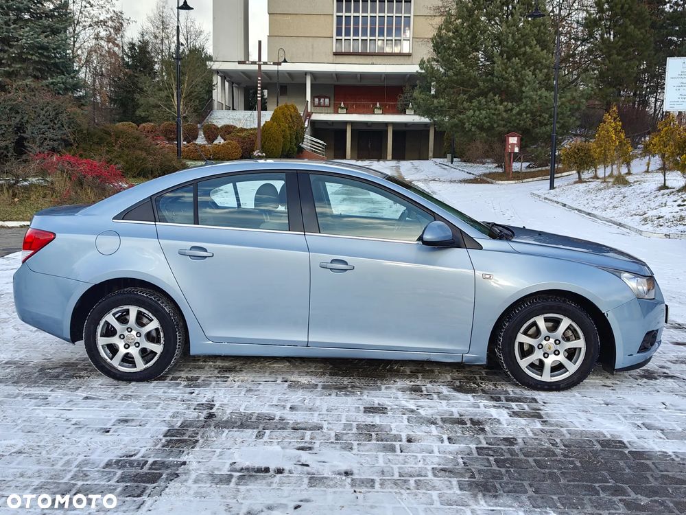 Chevrolet Cruze 2.0 LS - 5