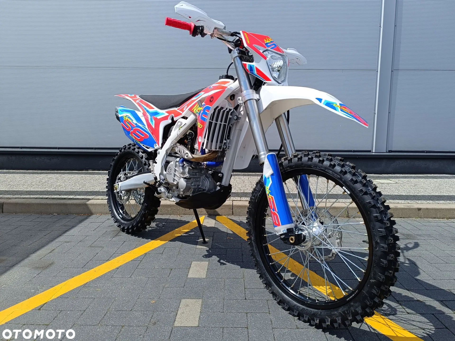 Barton NXT - 20