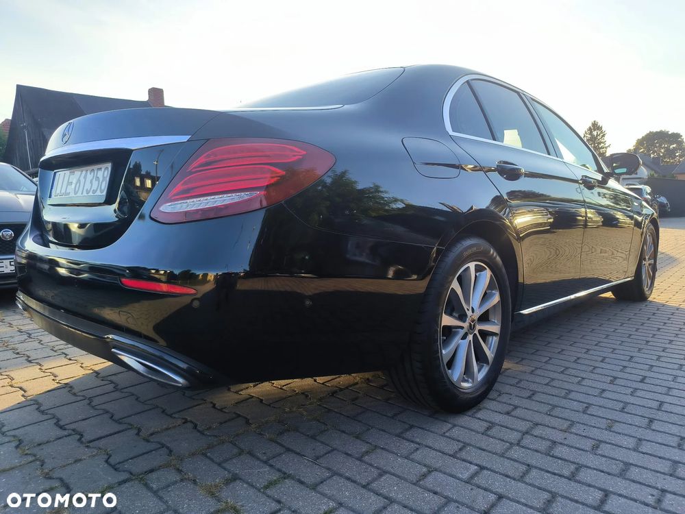 Mercedes-Benz Klasa E 200 d 9G-TRONIC - 25