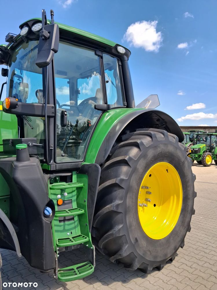 John Deere 6195M - 9