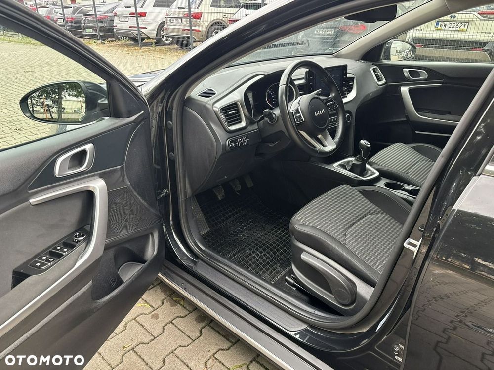 Kia XCeed 1.5 T-GDI M - 11