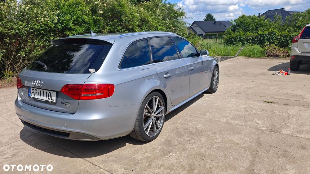 Audi A4 Avant 2.0 TDI DPF quattro S line Sportpaket (plus) - 8