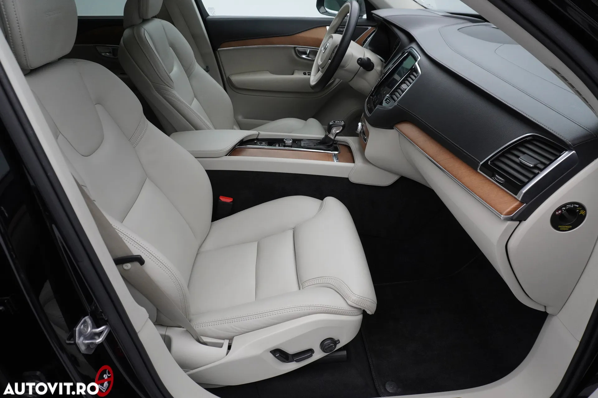 Volvo XC 90 D5 AWD Inscription - 14