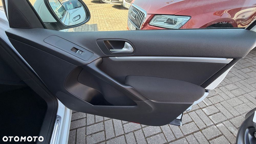 Volkswagen Tiguan 1.4 TSI 4Mot R-Style - 24