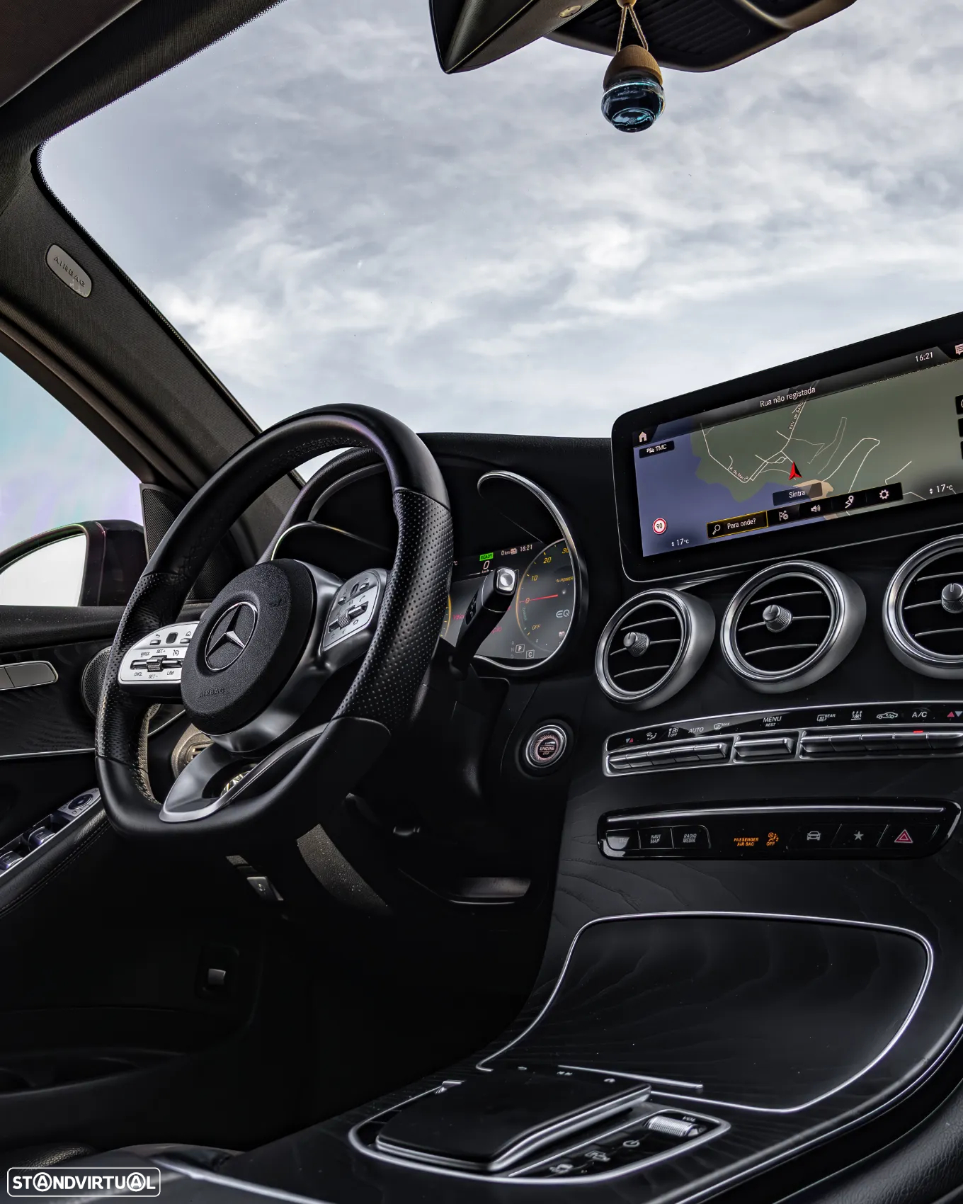 Mercedes-Benz GLC 300 Coupe e 4Matic - 16