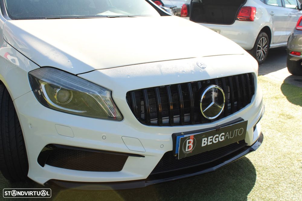 Mercedes-Benz A 45 AMG 4-Matic - 4