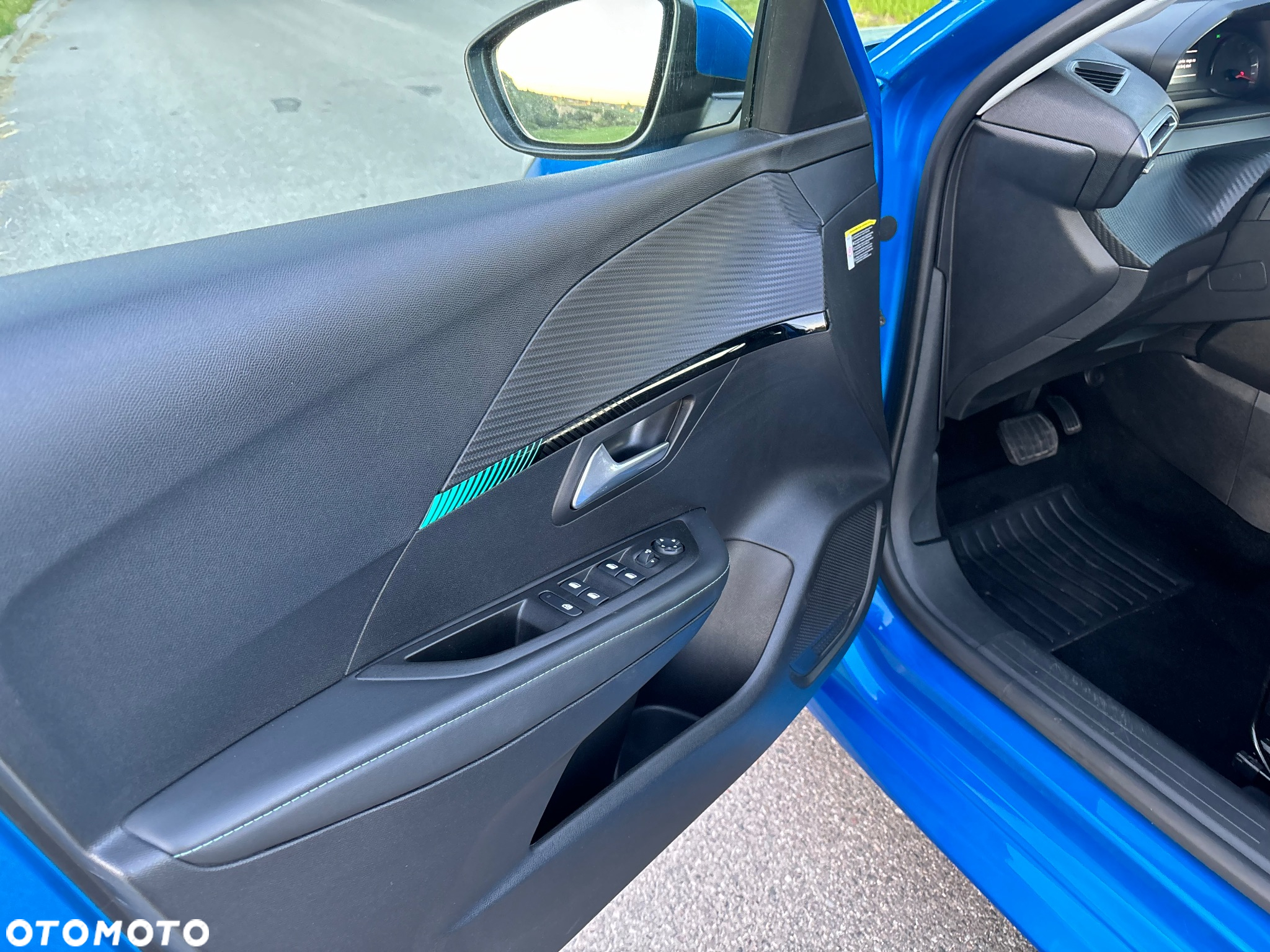 Peugeot 208 1.2 PureTech Allure S&S EAT8 - 19