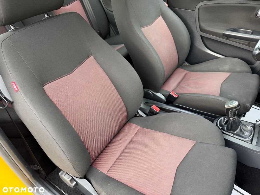 Seat Ibiza SC 1.4 16V Sport - 13