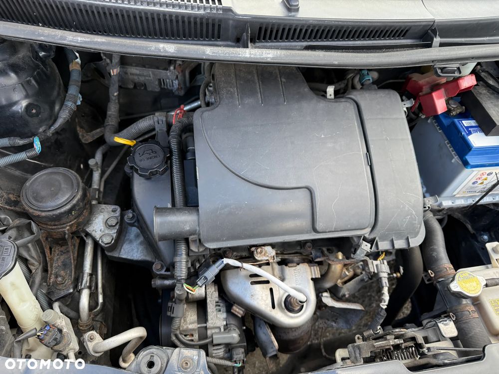 Toyota Yaris 1.0 VVT-i Sol - 26