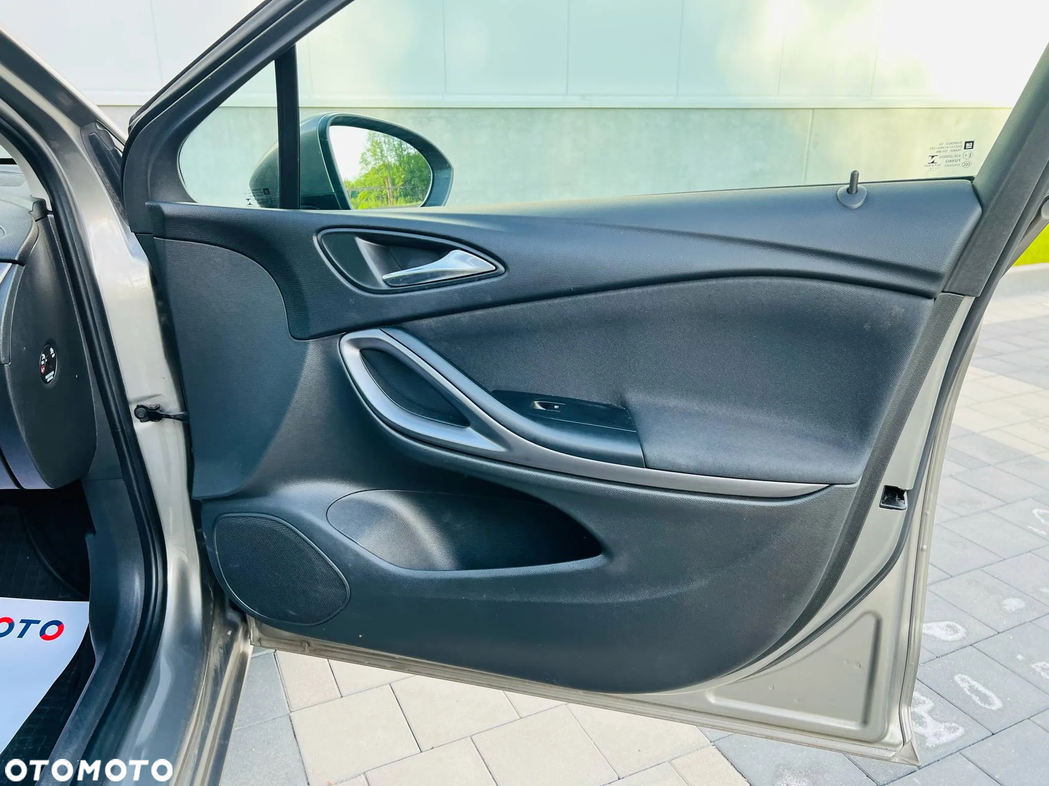 Opel Astra IV 1.6 CDTI Enjoy - 30