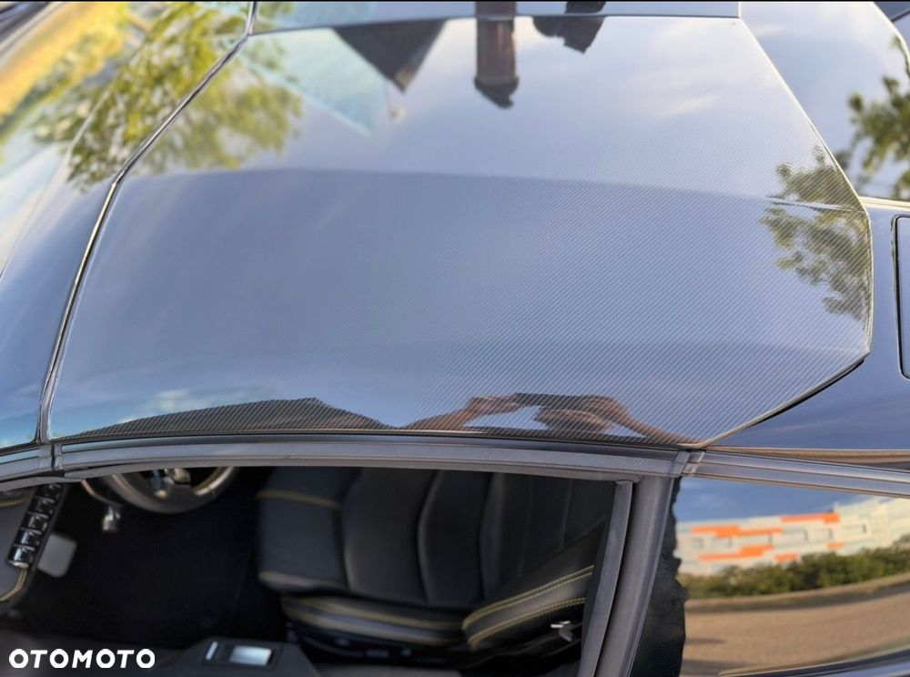 Lamborghini Aventador - 4