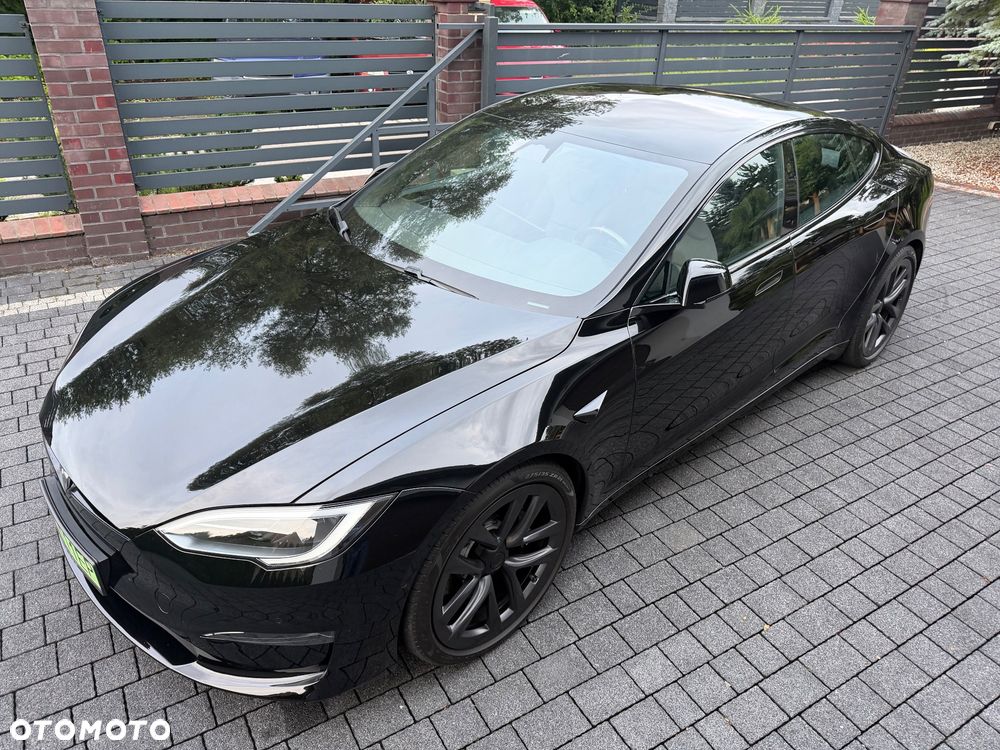 Tesla Model S Plaid - 6