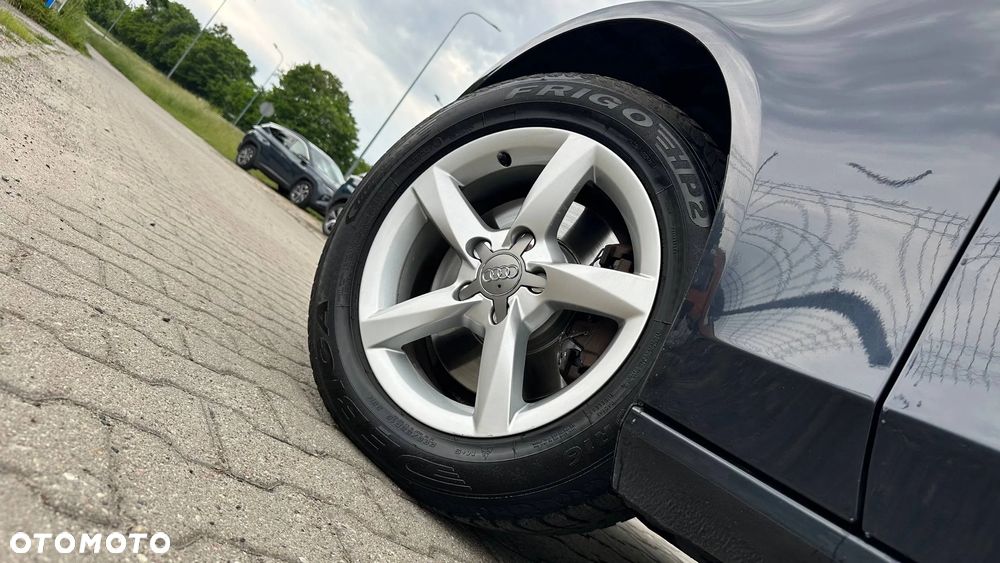 Audi A4 Avant 2.0 TDI DPF clean diesel Attraction - 11