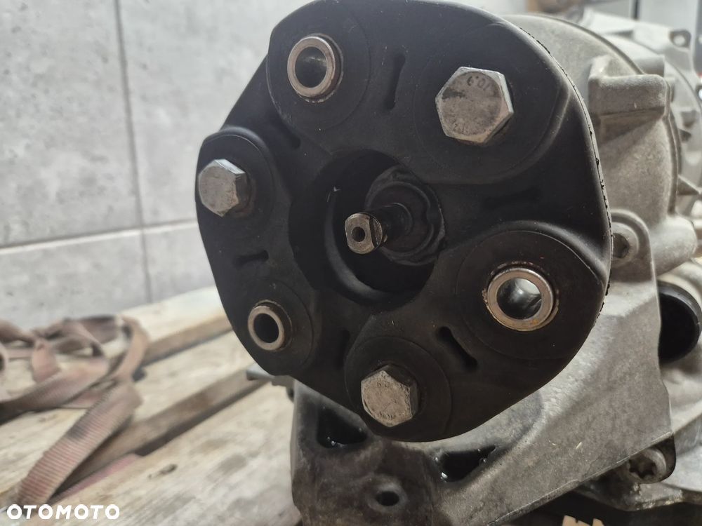 BMW F06 F10 F11 F12 F13 SKRZYNIA BIEGÓW 8HP-70 N57 3.0D DIESEL RWD 7636109 - 5