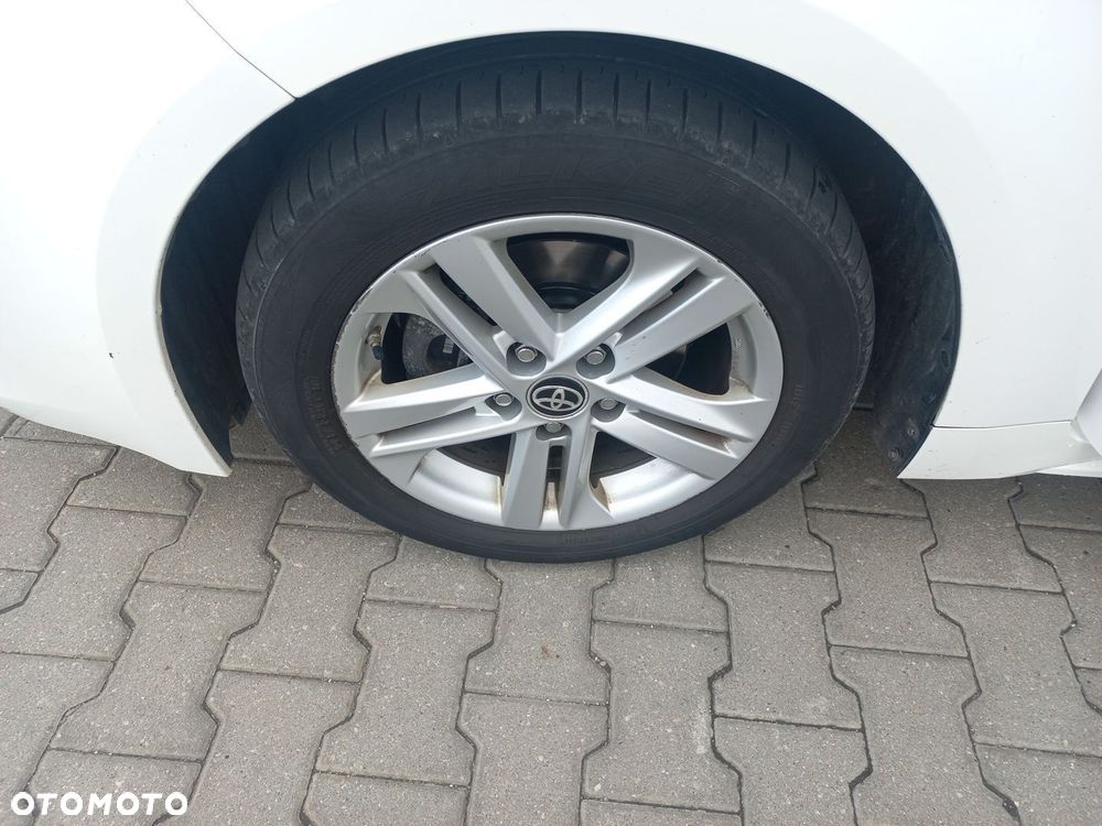Toyota Corolla 1.8 Hybrid Comfort - 24