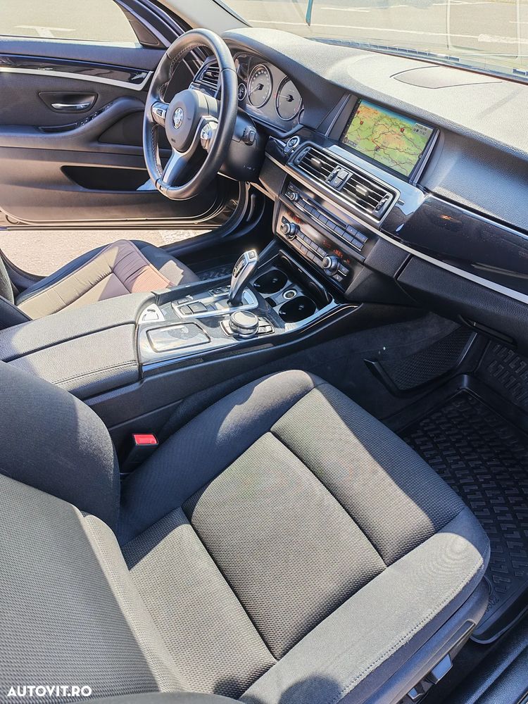 BMW Seria 5 525d Aut. - 13