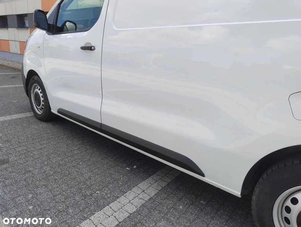 Opel VIVARO NOWY MODEL 1.5 Diesel (102KM) 6-BIEGÓW (L2H1) (EURO,6) KLIMA STAN IDEALNY NIE MA RDZY BEZWYPADKOWY SERWIS A.S.O. DO KOŃCA ! ! ! - 29