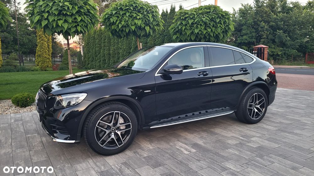Mercedes-Benz GLC - 1