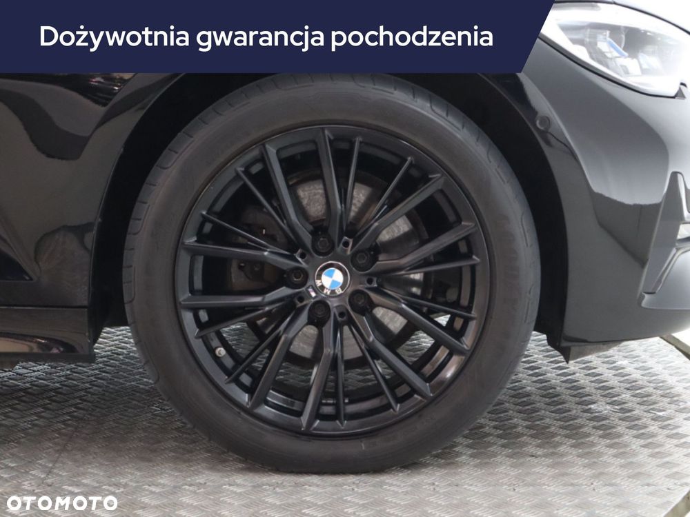 BMW Seria 3 - 17