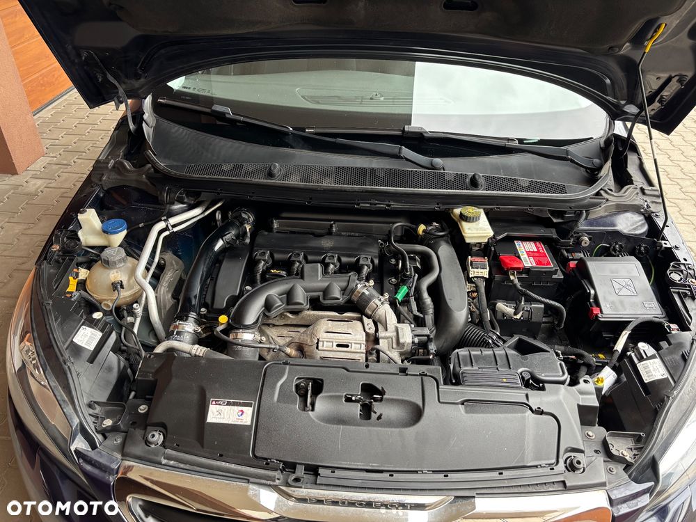 Peugeot 308 125 THP Active - 17