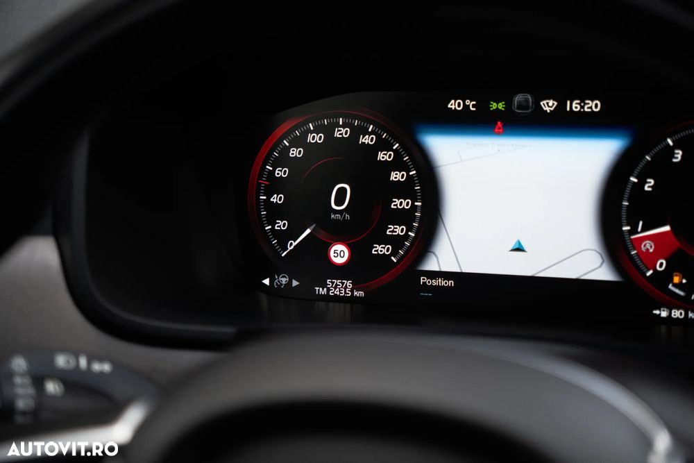 Volvo V90 V90CC B5 MHEV AT AWD Core - 13