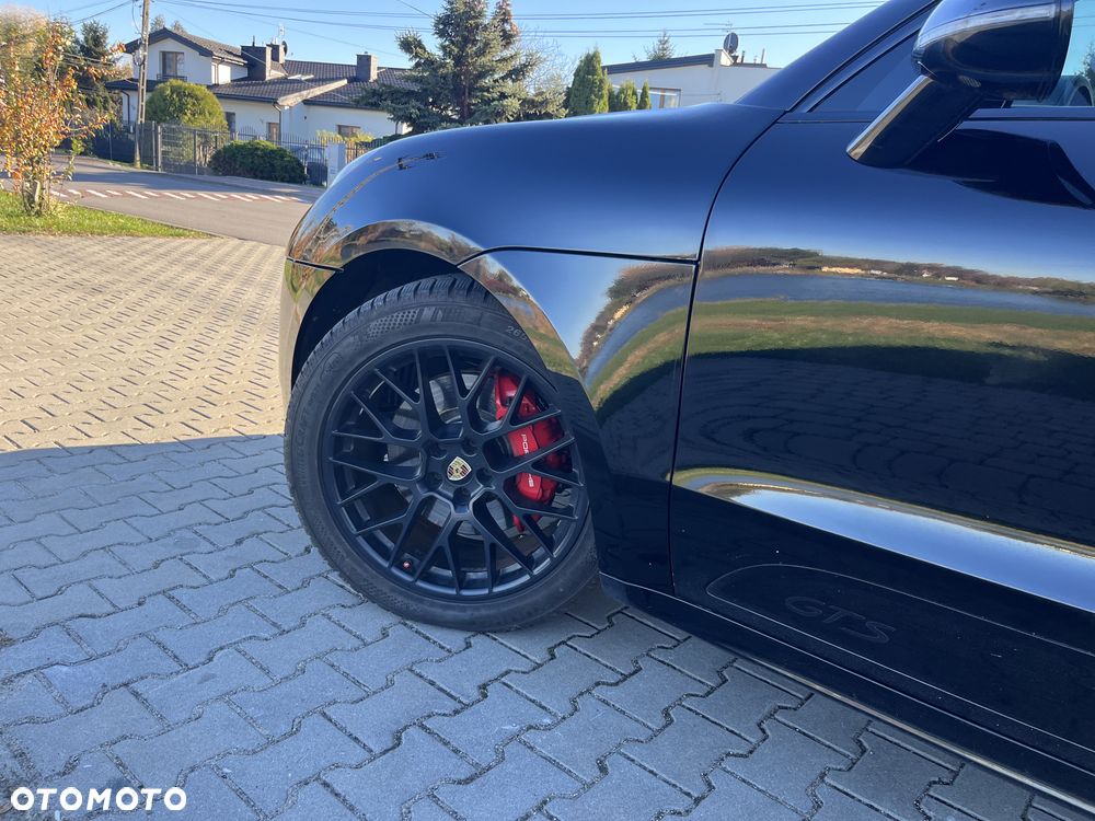 Porsche Macan - 32
