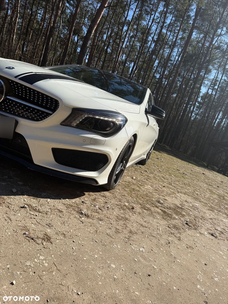 Mercedes-Benz CLA 250 4-Matic - 4