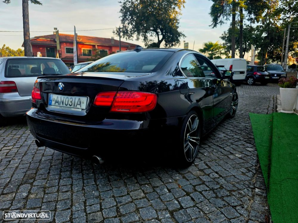 BMW 320 d M Sport Edition - 4