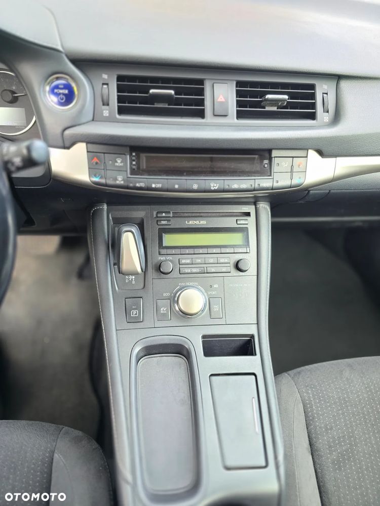 Lexus CT 200h Elegance - 17