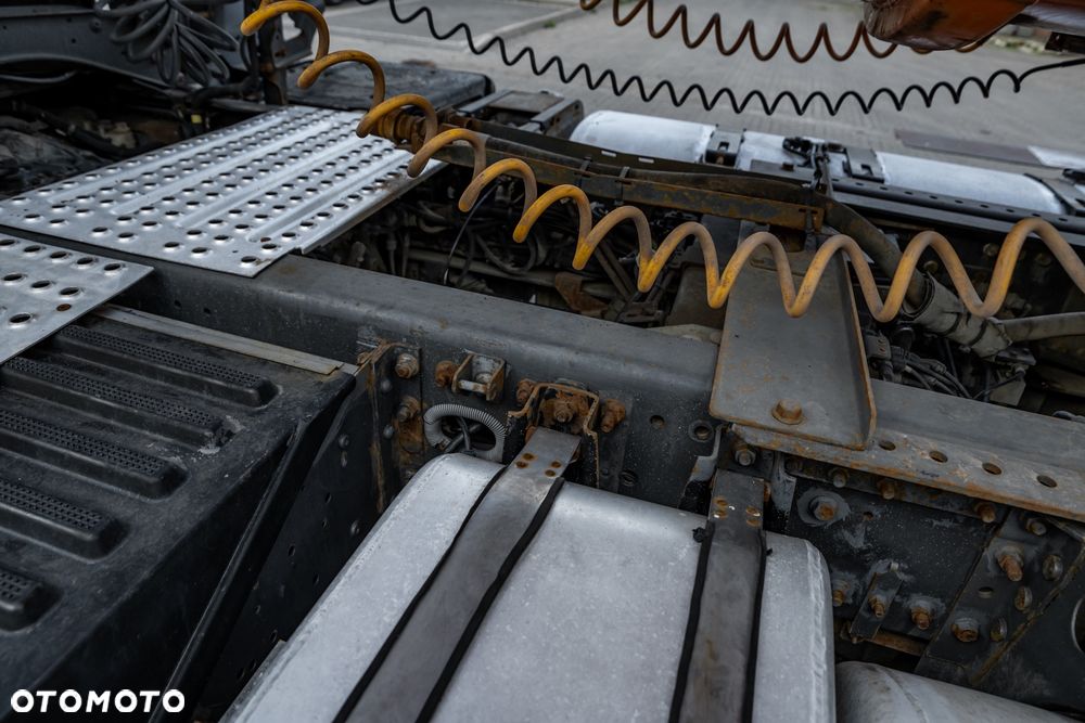 Renault Premium 450 DXI + Ten CATE TCO40 - 26