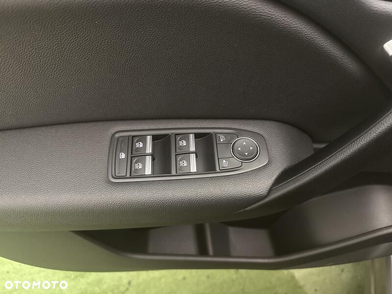 Renault Captur 1.6 E-TECH Full Hybrid 145 Techno - 12
