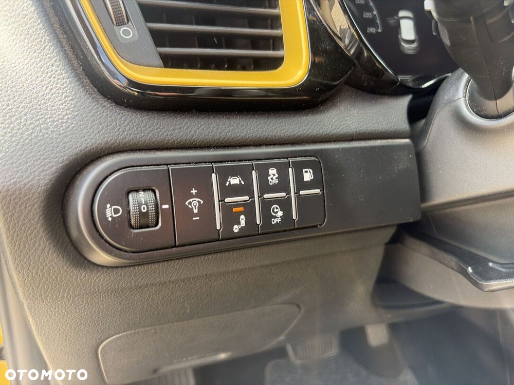 Kia XCeed - 22