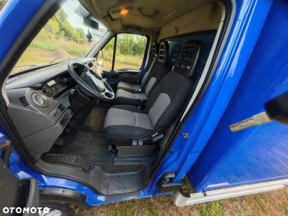 Iveco DAILY - 15