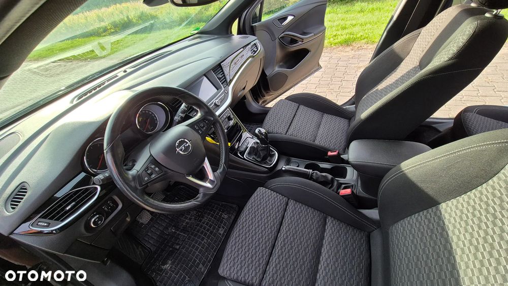 Opel Astra 1.4 T Dynamic - 21