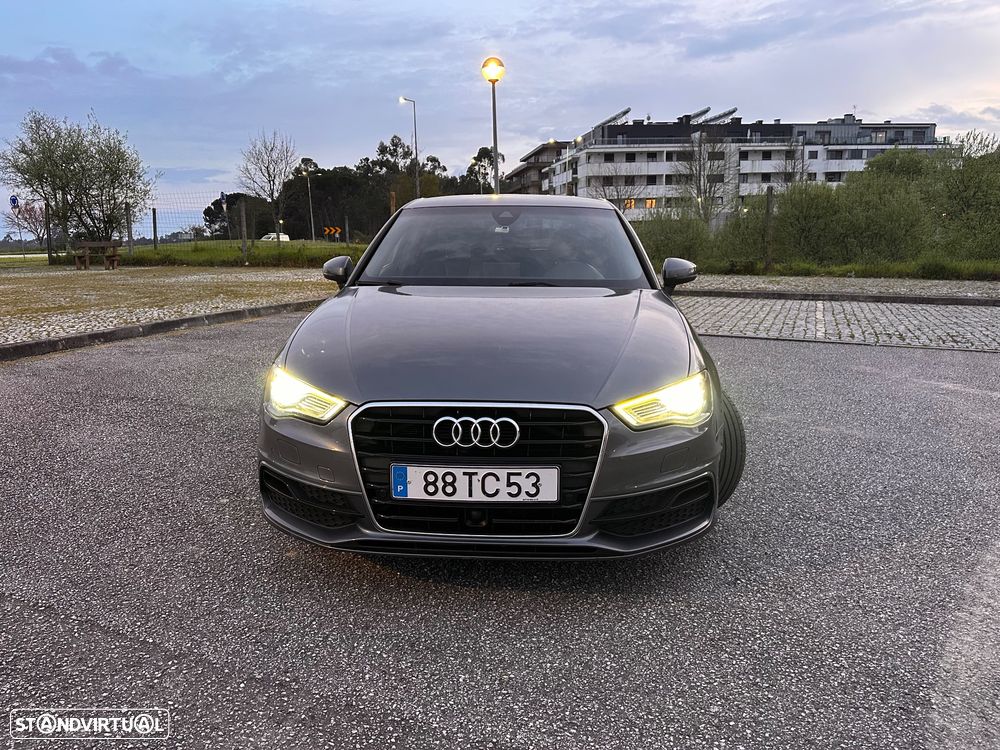 Audi A3 Sportback 2.0 TDI S-line - 4