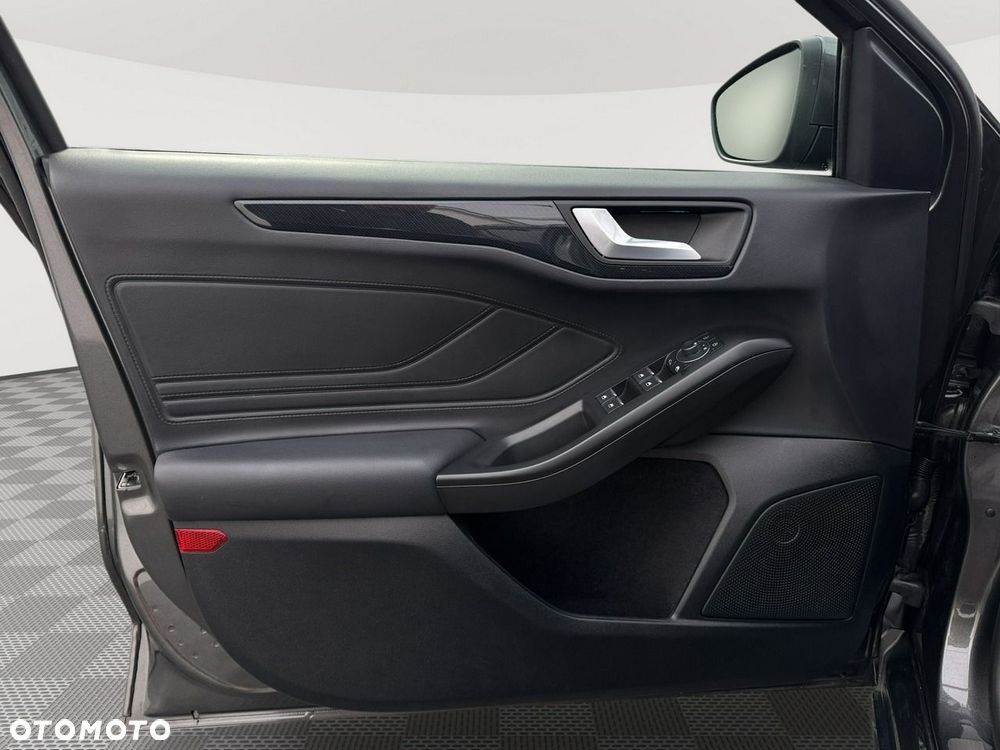 Ford Focus 2.3 EcoBoost ST X - 11