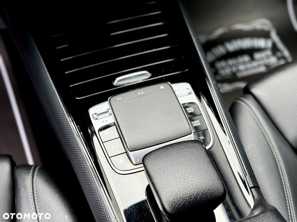 Mercedes-Benz Klasa B 180 d 7G-DCT Edition 2020 - 40