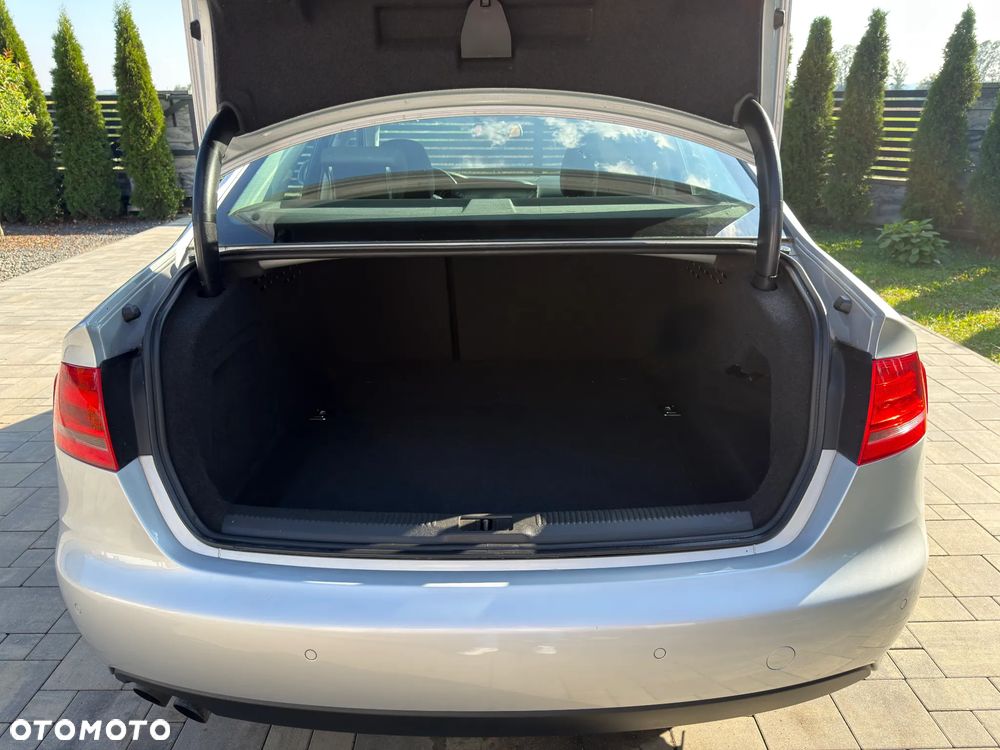 Audi A4 Limousine 1.8 TFSI Ambiente - 34