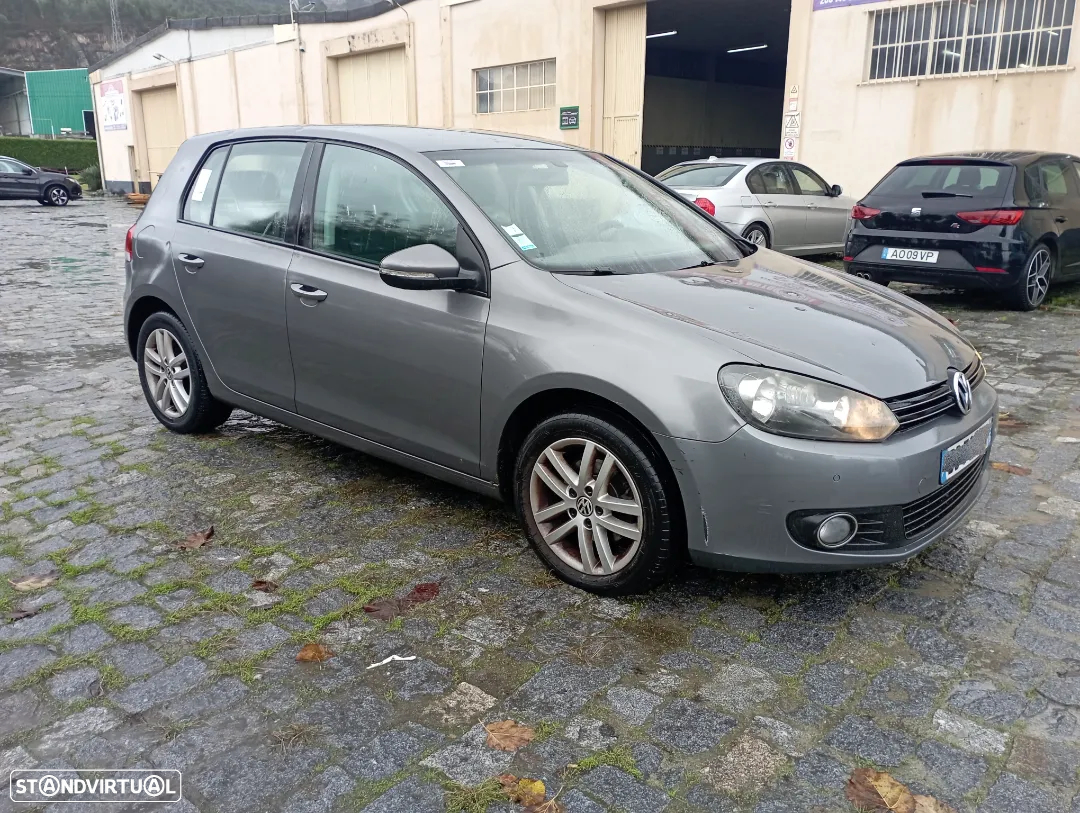 VW Golf VI 1.6 Tdi 2010 para peças - 2