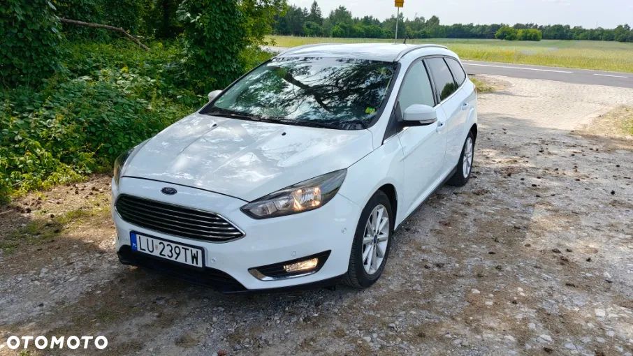 Ford Focus Turnier 1.0 EcoBoost Start-Stopp-System TITANIUM - 1