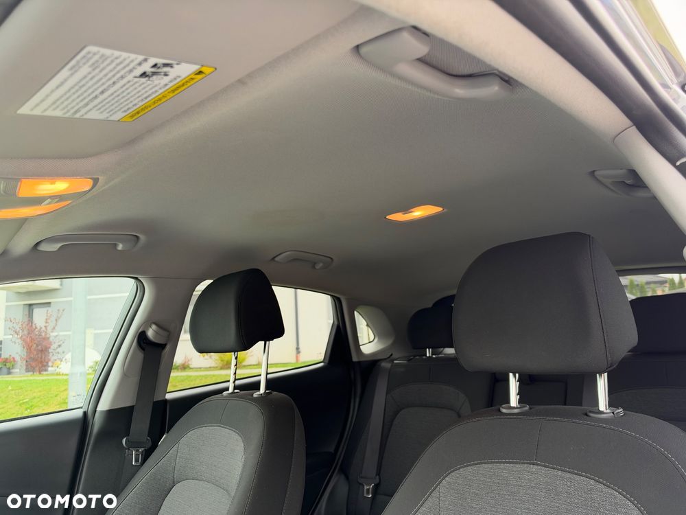 Hyundai Kona 64kWh Modern - 25