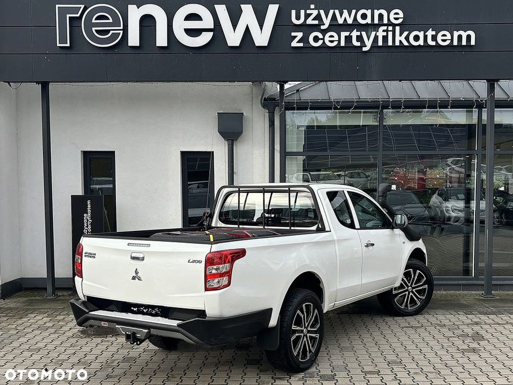 Mitsubishi L200 2.4 d DC Invite - 6
