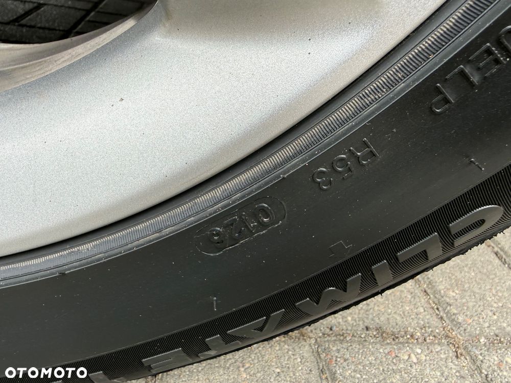 Ford Kuga 2.0 TDCi 2x4 Titanium - 37