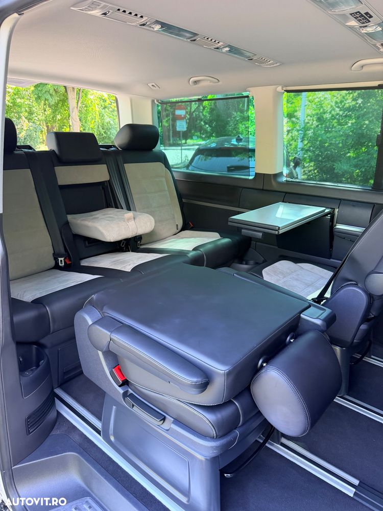 Volkswagen Multivan - 15