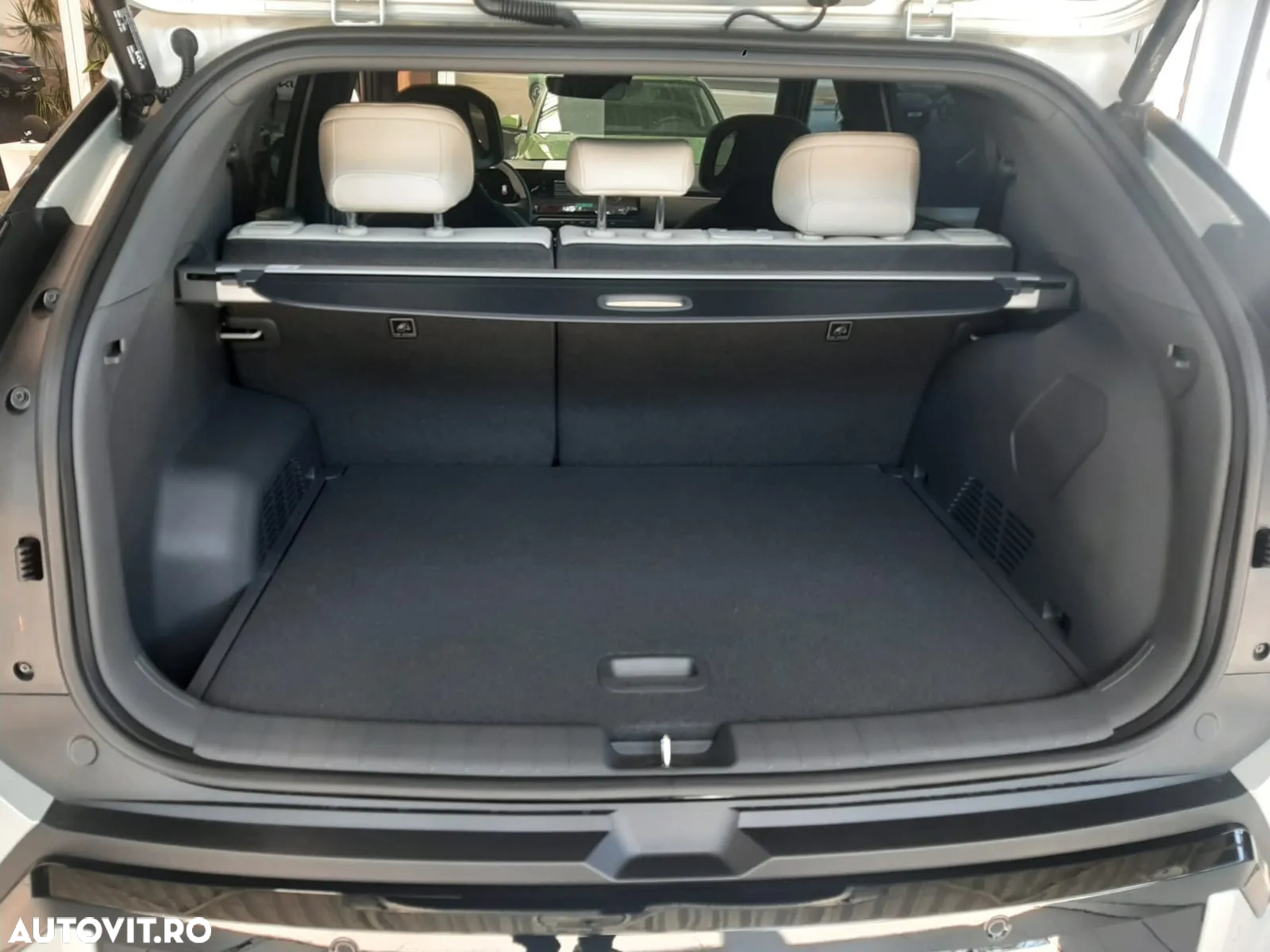 Kia EV3 81.4 kWh 4x2 AT GT Line - 8