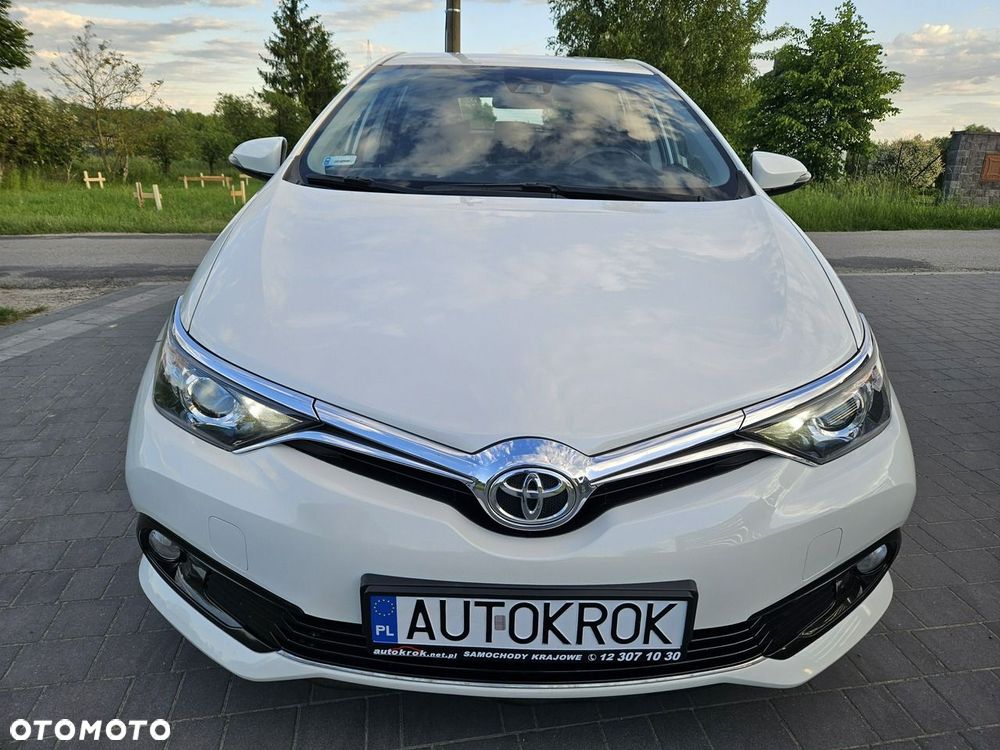 Toyota Auris - 4
